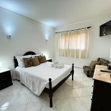 Apt Blue Dolphin Com Piscina - Montechoro *